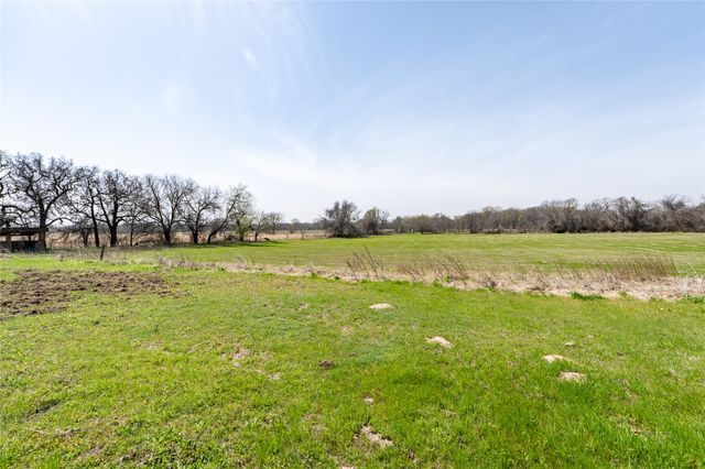 1272 School House Road, Paradise, TX 76073