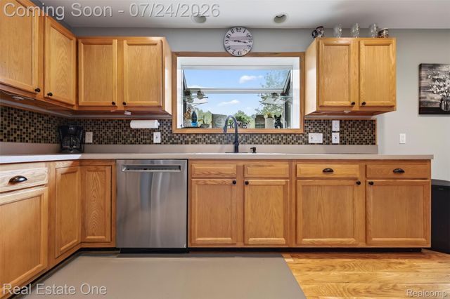 11201 Horton Road, Groveland Township, MI 48442