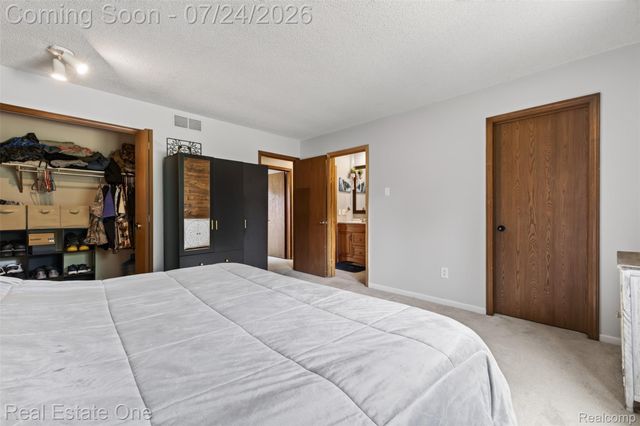 11201 Horton Road, Groveland Township, MI 48442
