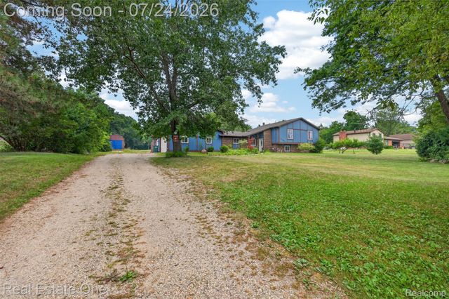 11201 Horton Road, Groveland Township, MI 48442