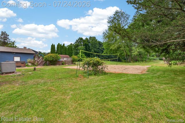 11201 Horton Road, Groveland Township, MI 48442