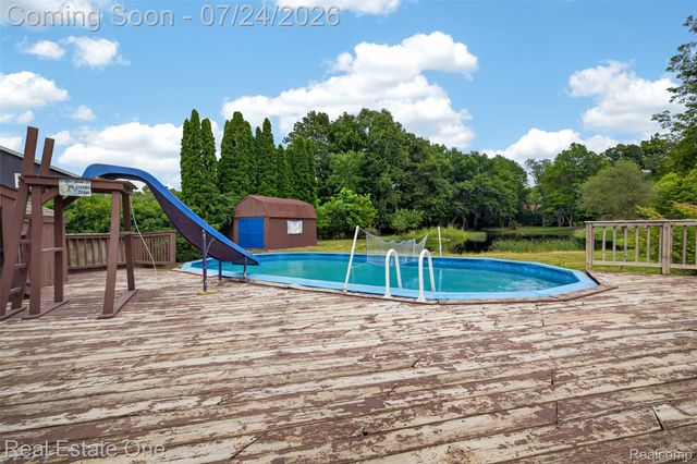 11201 Horton Road, Groveland Township, MI 48442