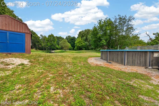 11201 Horton Road, Groveland Township, MI 48442