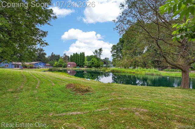 11201 Horton Road, Groveland Township, MI 48442
