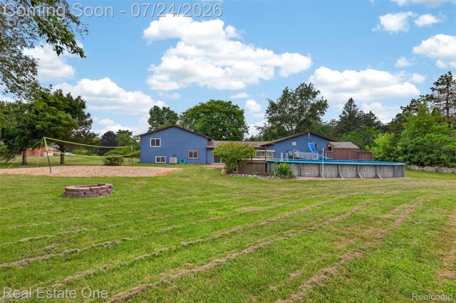 11201 Horton Road, Groveland Township, MI 48442
