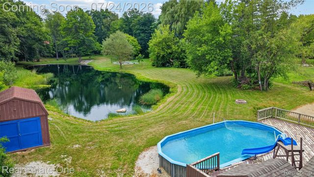 11201 Horton Road, Groveland Township, MI 48442