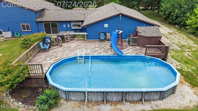 11201 Horton Road, Groveland Township, MI 48442