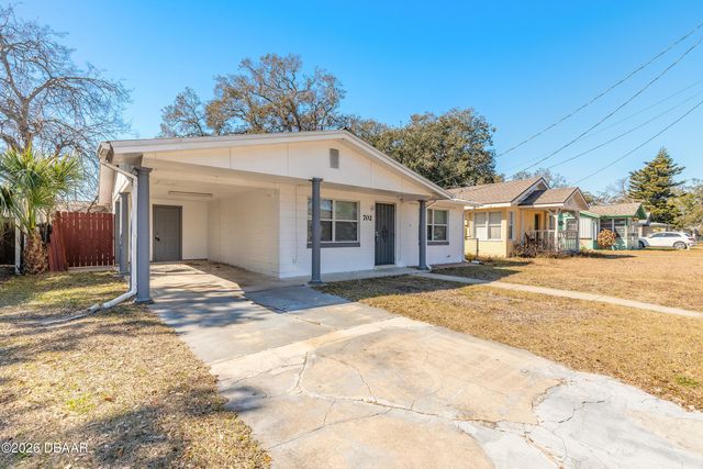702 State Avenue, Holly Hill, FL 32117