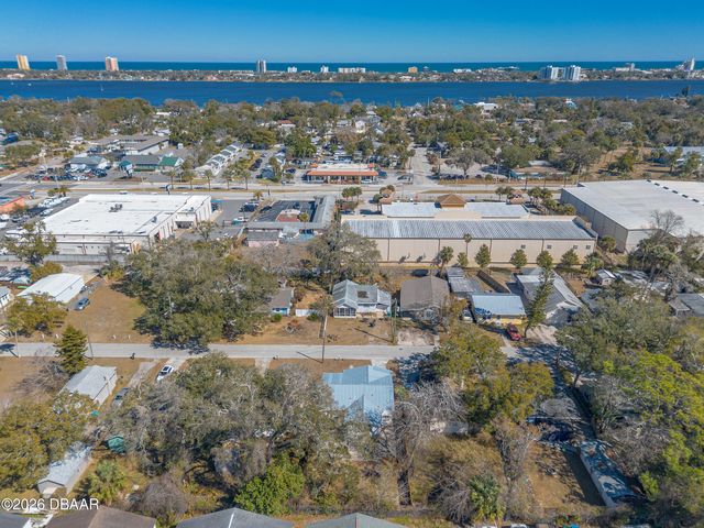 702 State Avenue, Holly Hill, FL 32117