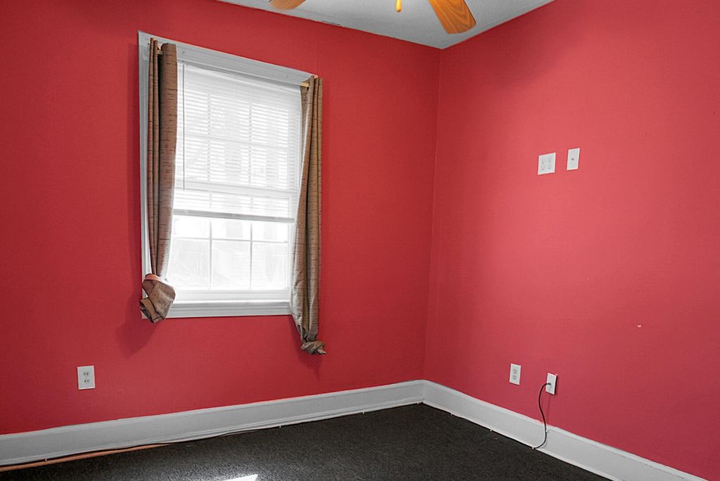 Image 28 of property listing at 1449 S Sherwood Drive, Charleston, SC 29407