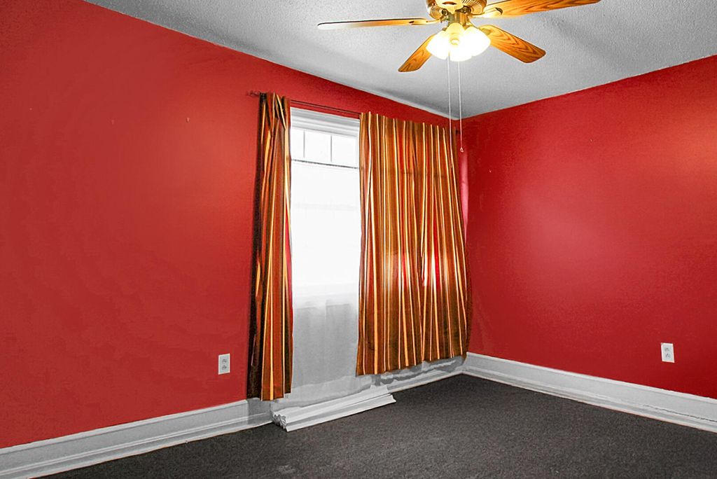 Image 30 of property listing at 1449 S Sherwood Drive, Charleston, SC 29407