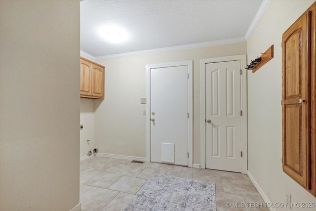 2605 E 74th Place, Tulsa, OK 74136