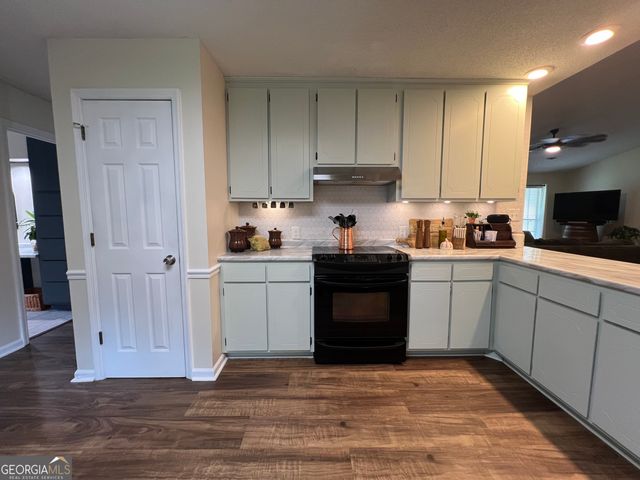 113 Camelot Drive, Dublin, GA 31021