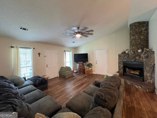 113 Camelot Drive, Dublin, GA 31021