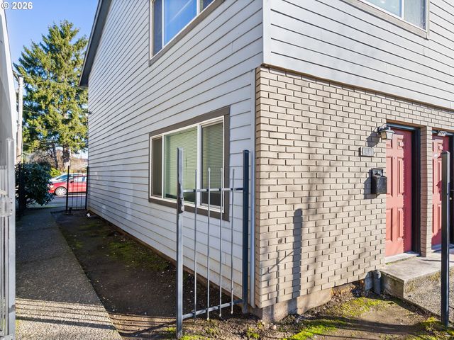 8451 Se FOSTER Rd, Portland, OR 97266