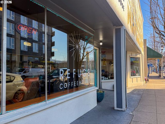 8451 Se FOSTER Rd, Portland, OR 97266