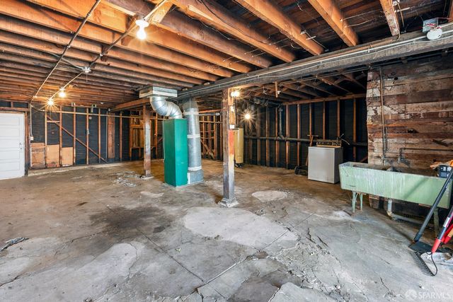 711 Vienna Street, San Francisco, CA 94112