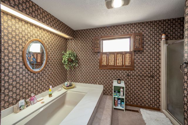 280 E Highland St, Decaturville, TN 38329