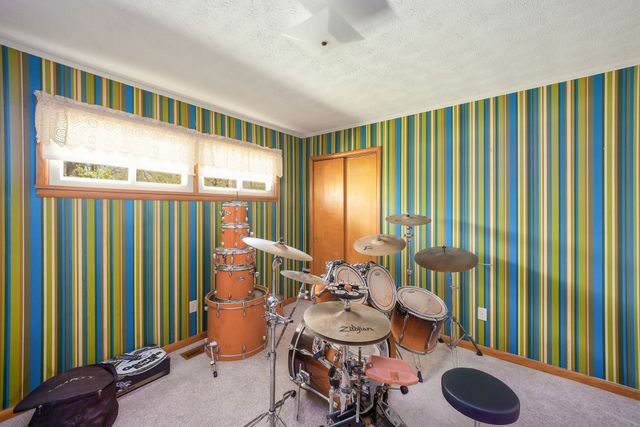 280 E Highland St, Decaturville, TN 38329