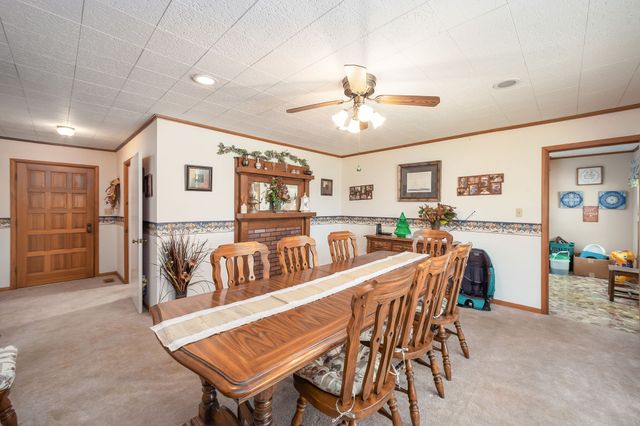 280 E Highland St, Decaturville, TN 38329