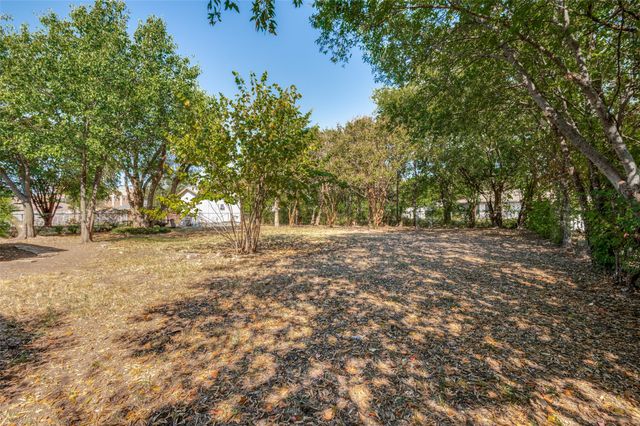 735 Middale Road, Duncanville, TX 75116