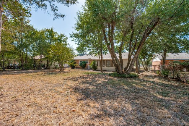 735 Middale Road, Duncanville, TX 75116