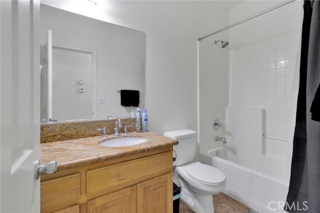 8720 Greasewood Lane, Victorville, CA 92392