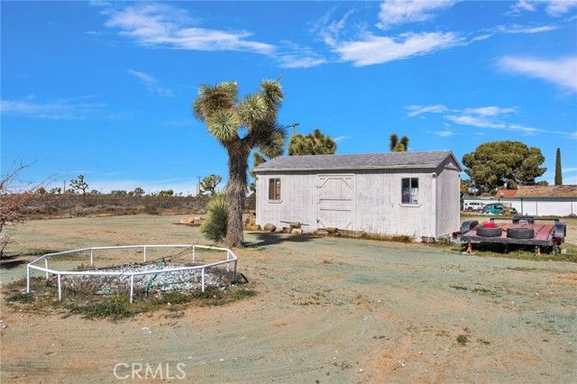 8720 Greasewood Lane, Victorville, CA 92392