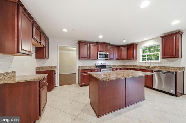 6728 MEADOWLAWN CIR, New Market, MD 21774