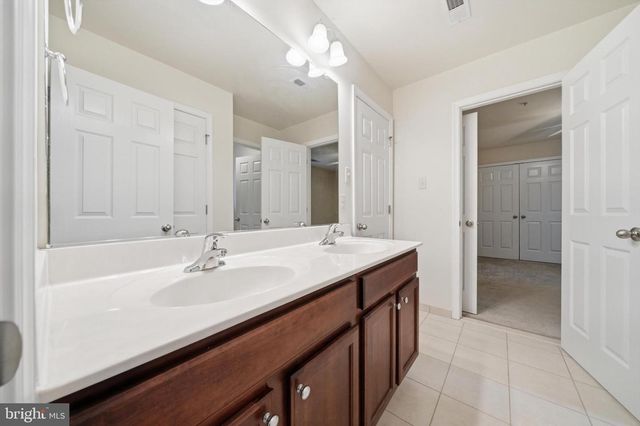 6728 MEADOWLAWN CIR, New Market, MD 21774