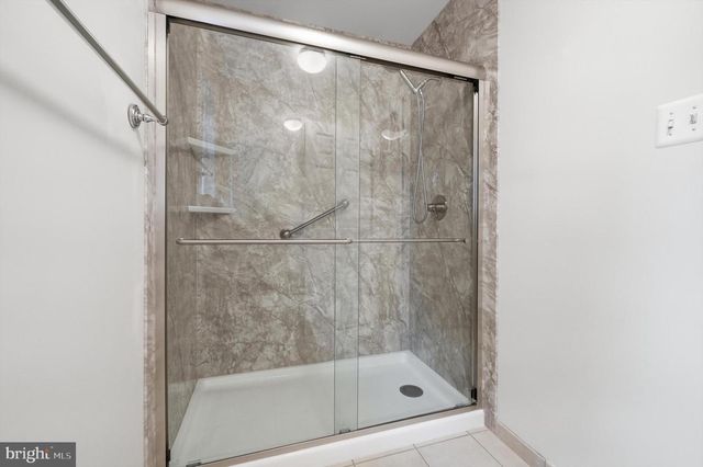 6728 MEADOWLAWN CIR, New Market, MD 21774
