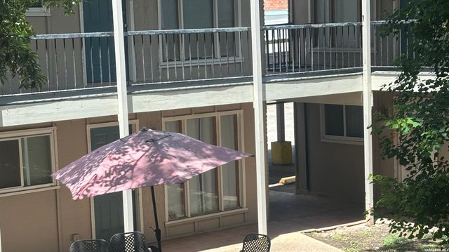 255 E Rampart Dr Unit 202, San Antonio, TX 78216