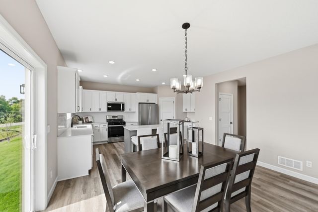 4515 89th Street NE, Monticello, MN 55328