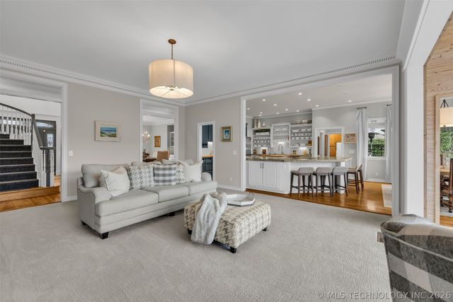 6008 W Phoenix Court, Broken Arrow, OK 74011