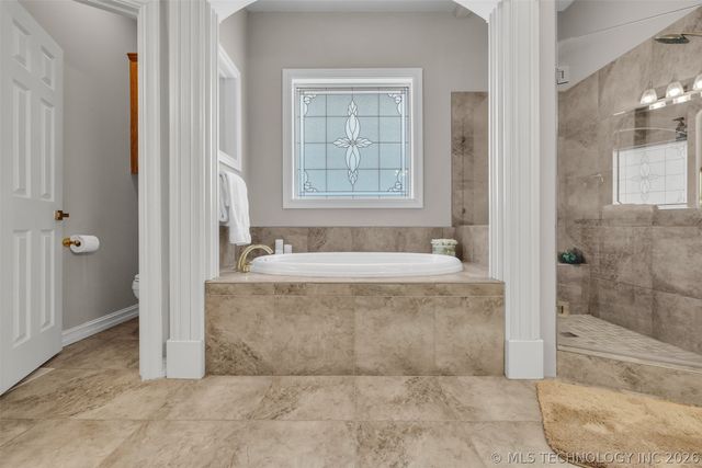 6008 W Phoenix Court, Broken Arrow, OK 74011