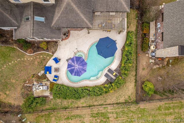 6008 W Phoenix Court, Broken Arrow, OK 74011