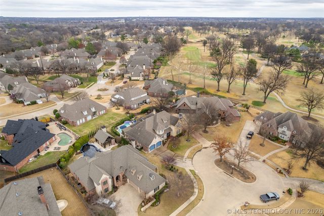 6008 W Phoenix Court, Broken Arrow, OK 74011