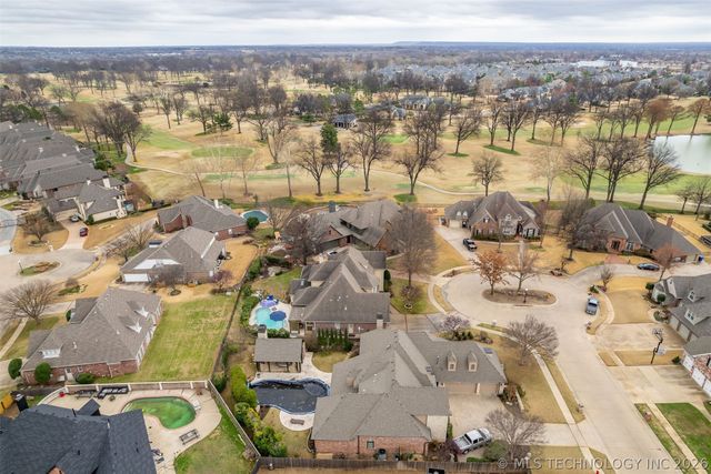 6008 W Phoenix Court, Broken Arrow, OK 74011