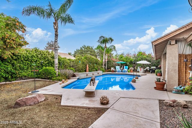 1962 E RANCH Road, Tempe, AZ 85284