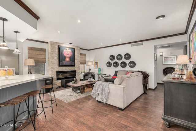 1962 E RANCH Road, Tempe, AZ 85284