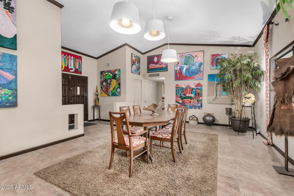 1962 E RANCH Road, Tempe, AZ 85284