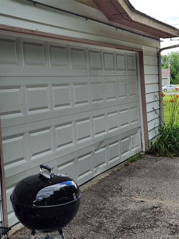 8112 Willow Road, Augusta Charter Township, MI 48160