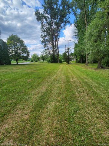 8112 Willow Road, Augusta Charter Township, MI 48160