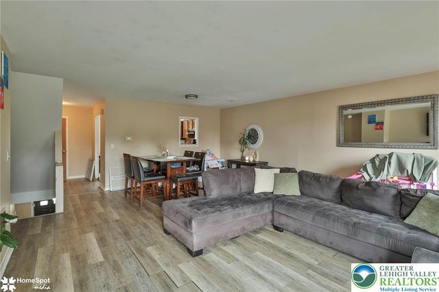 472 Vera Circle, Bethlehem City, PA 18017