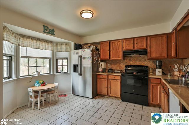 472 Vera Circle, Bethlehem City, PA 18017