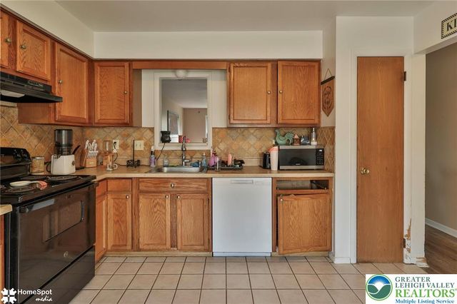 472 Vera Circle, Bethlehem City, PA 18017