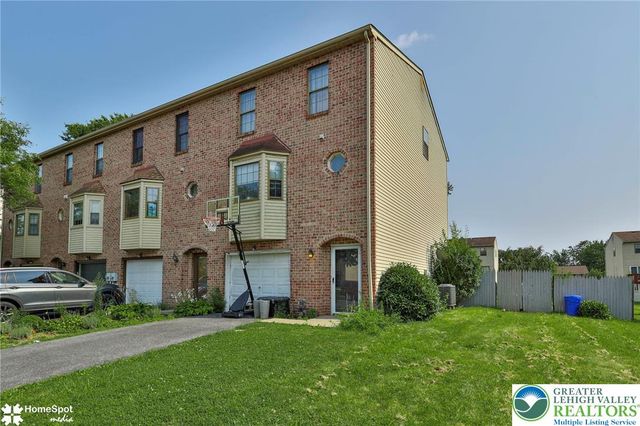 472 Vera Circle, Bethlehem City, PA 18017