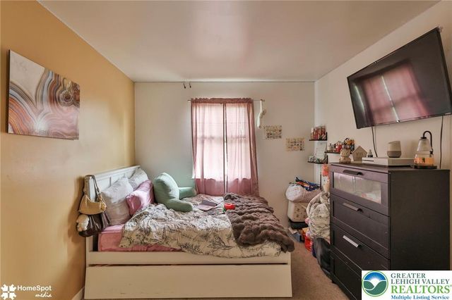472 Vera Circle, Bethlehem City, PA 18017