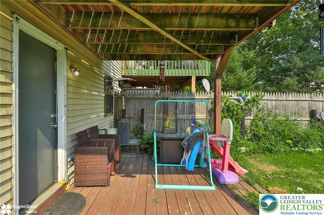 472 Vera Circle, Bethlehem City, PA 18017