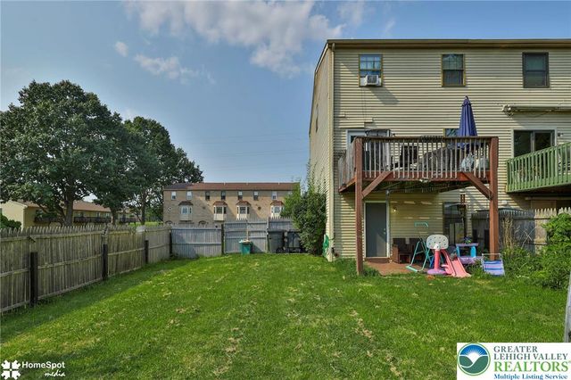 472 Vera Circle, Bethlehem City, PA 18017